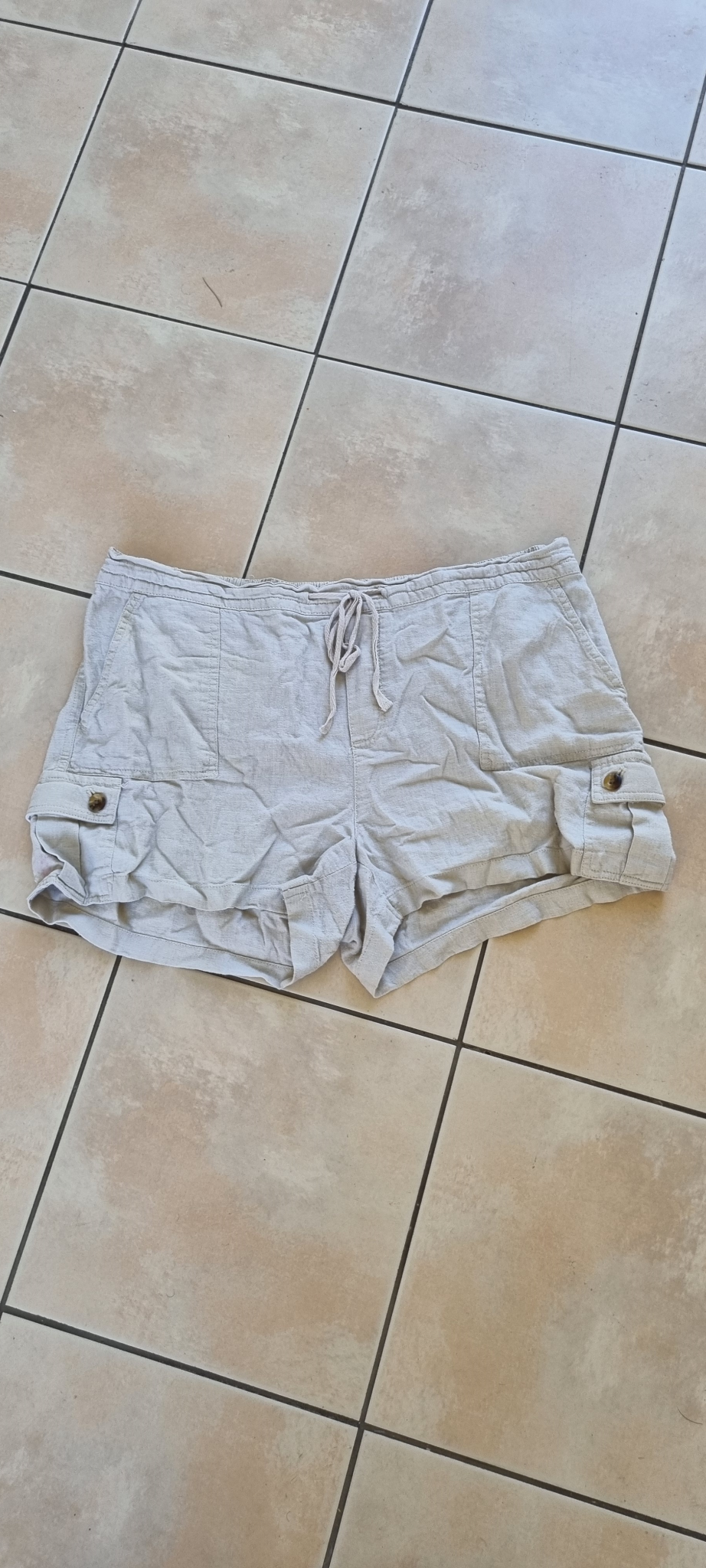 Susina Linen Blend Shorts size L / 16