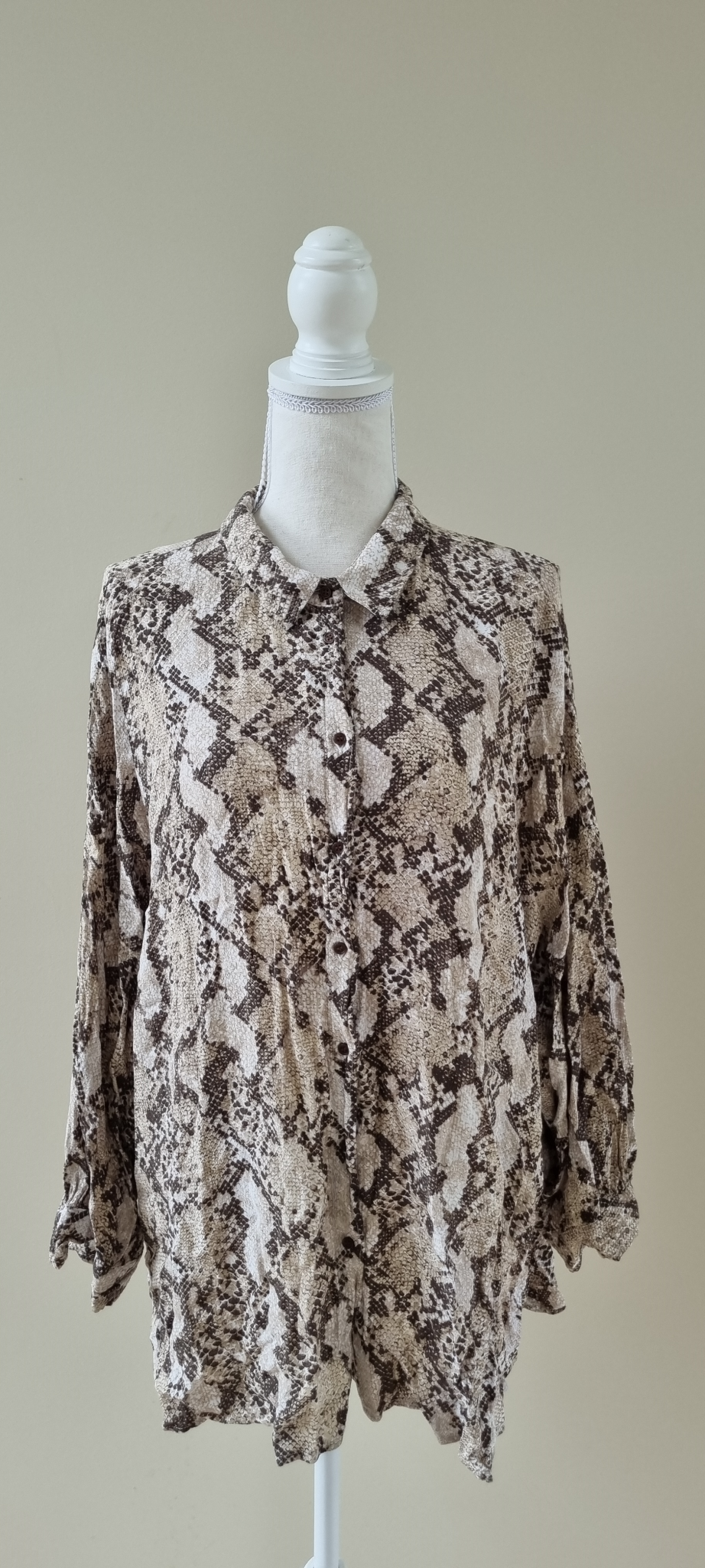 Emerge Shirt size 22