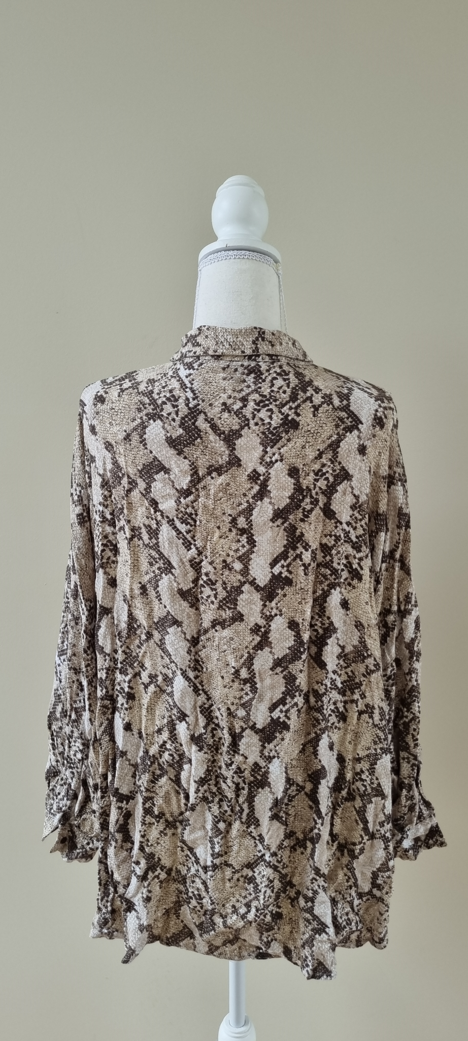 Emerge Shirt size 22, image 3