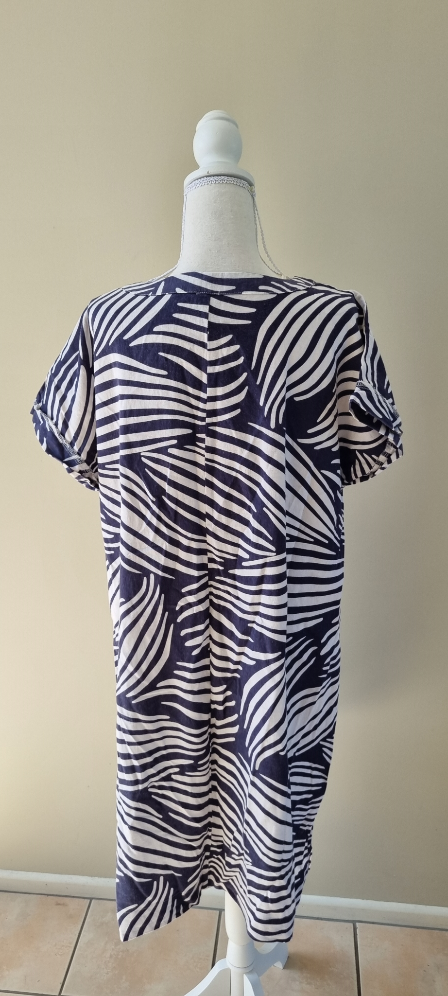 Twin Lakes Linen Blend Dress size 20, image 3