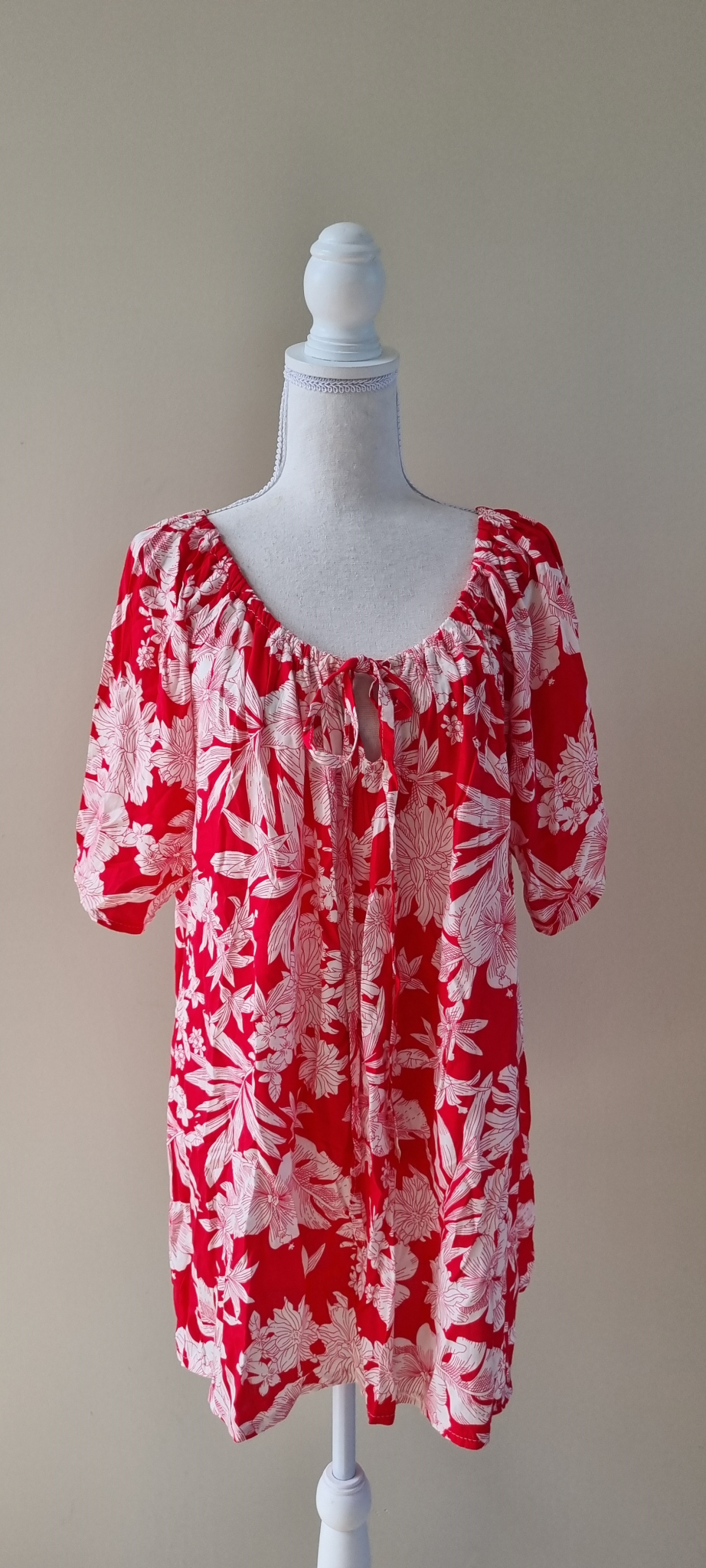 Sabryna Tunic Top size 16