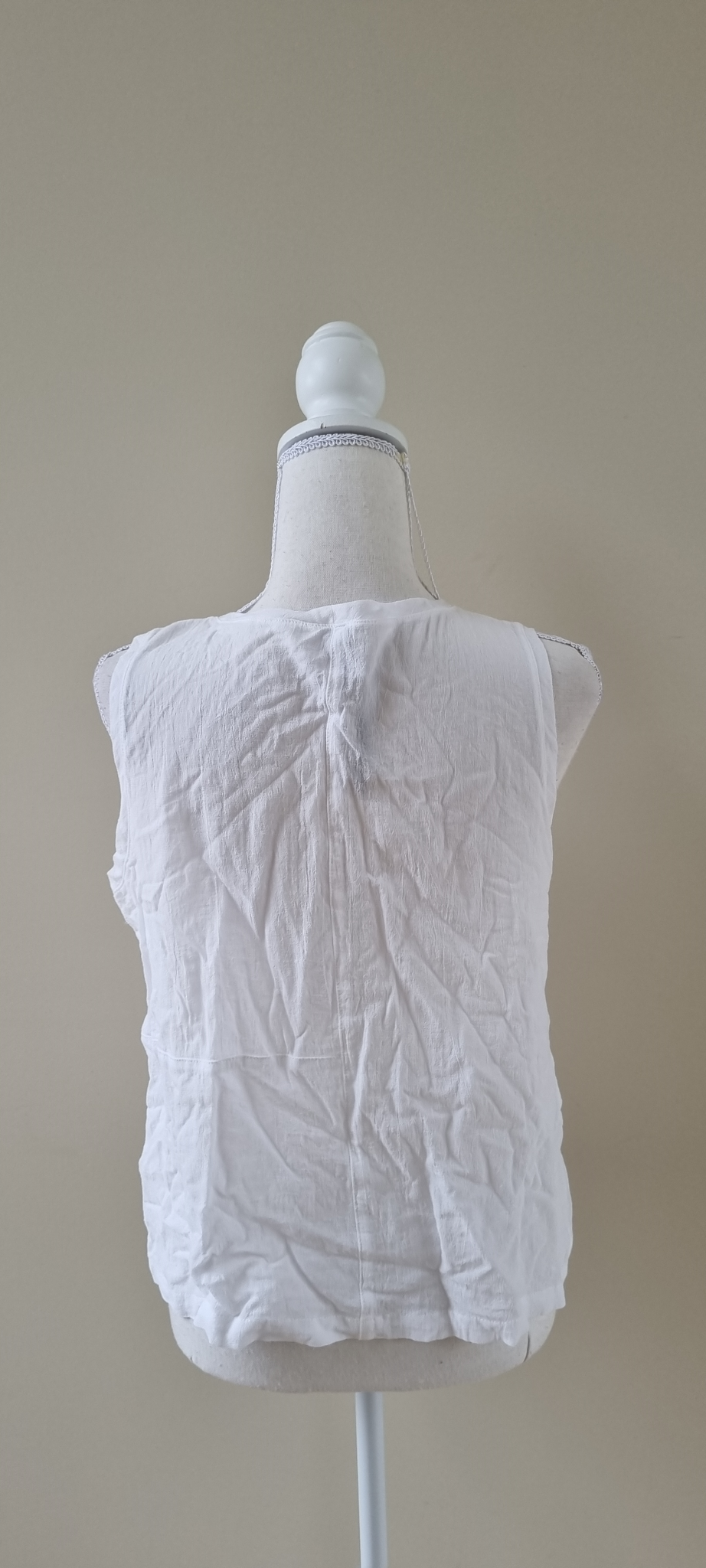 Nyne White Top size 10, image 4
