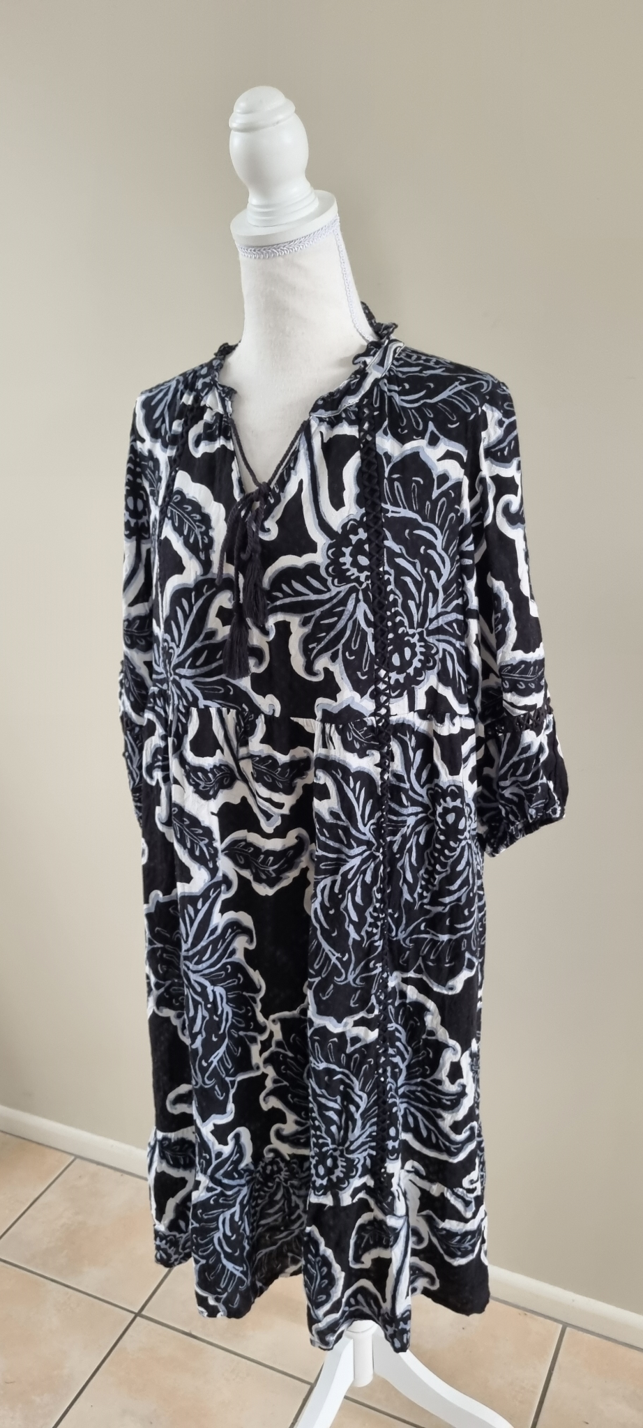 Virtuelle Dress Size 12, image 2