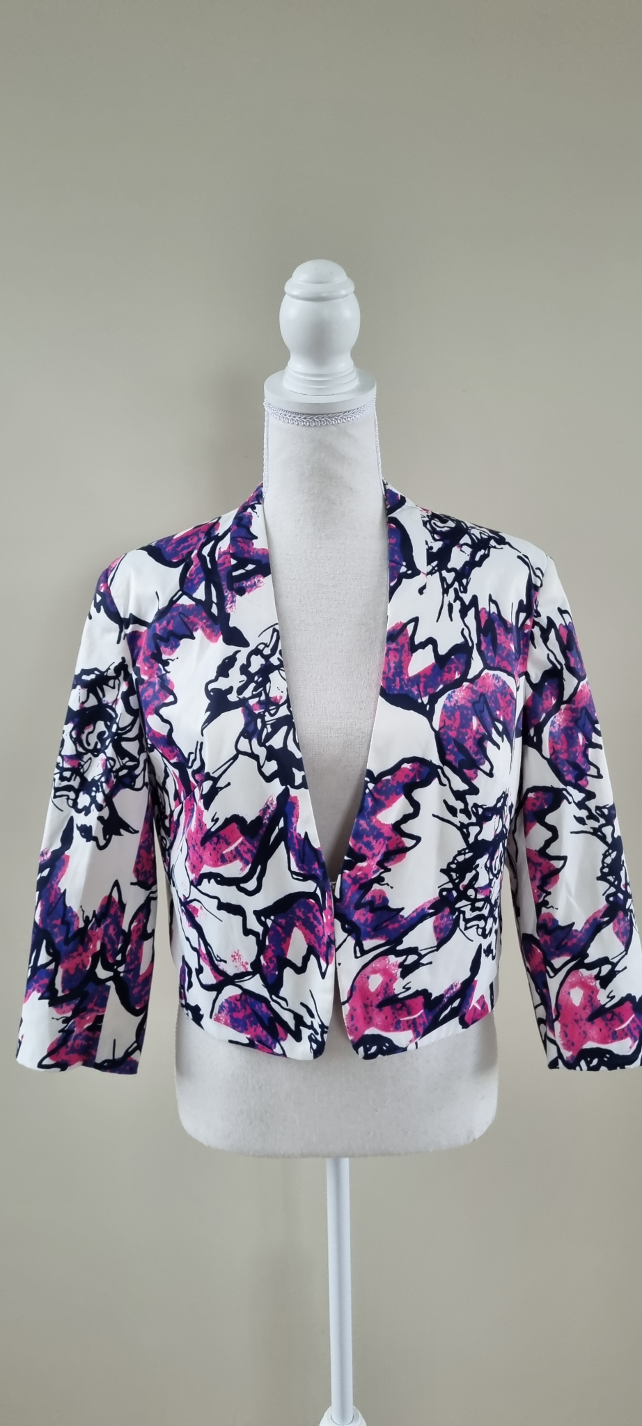 Zafina Jacket Size 14