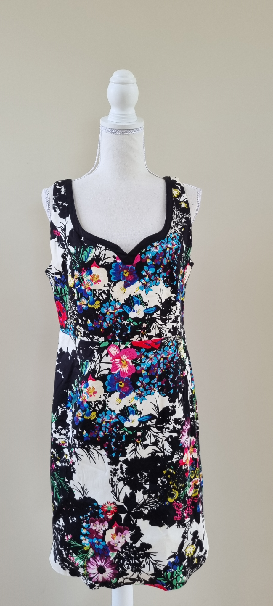 Max Dress size 14