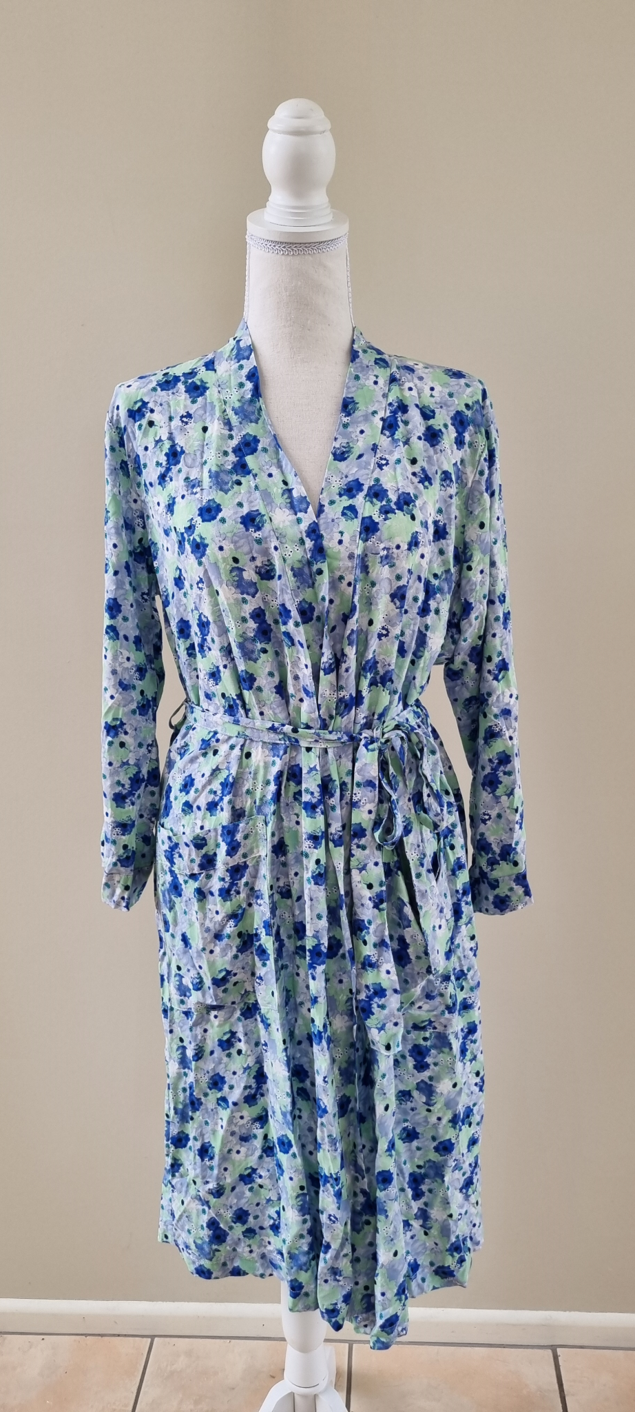 Whistle Sleep Robe size 10