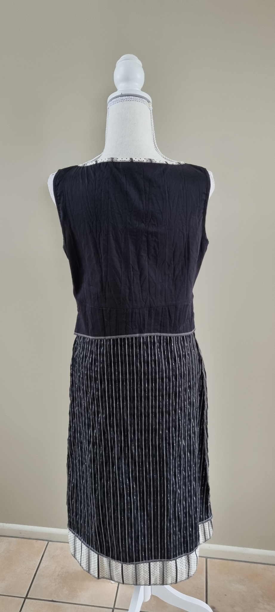 Women NZ Pencil Pusher Dress Size 12, image 3
