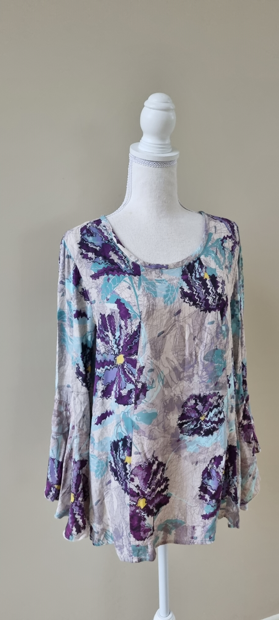 Fray the Label Top size 12, image 2