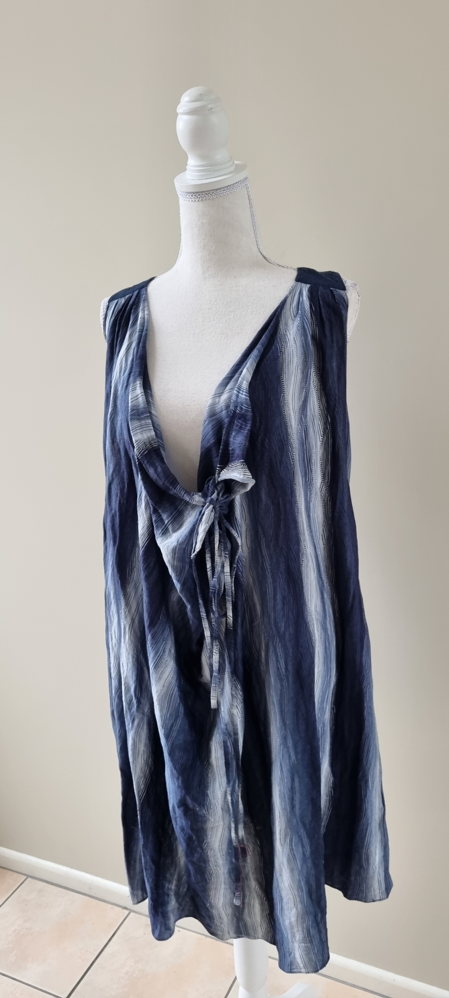 Scanlan & Theodore Silk Blend Dress size 8, image 3