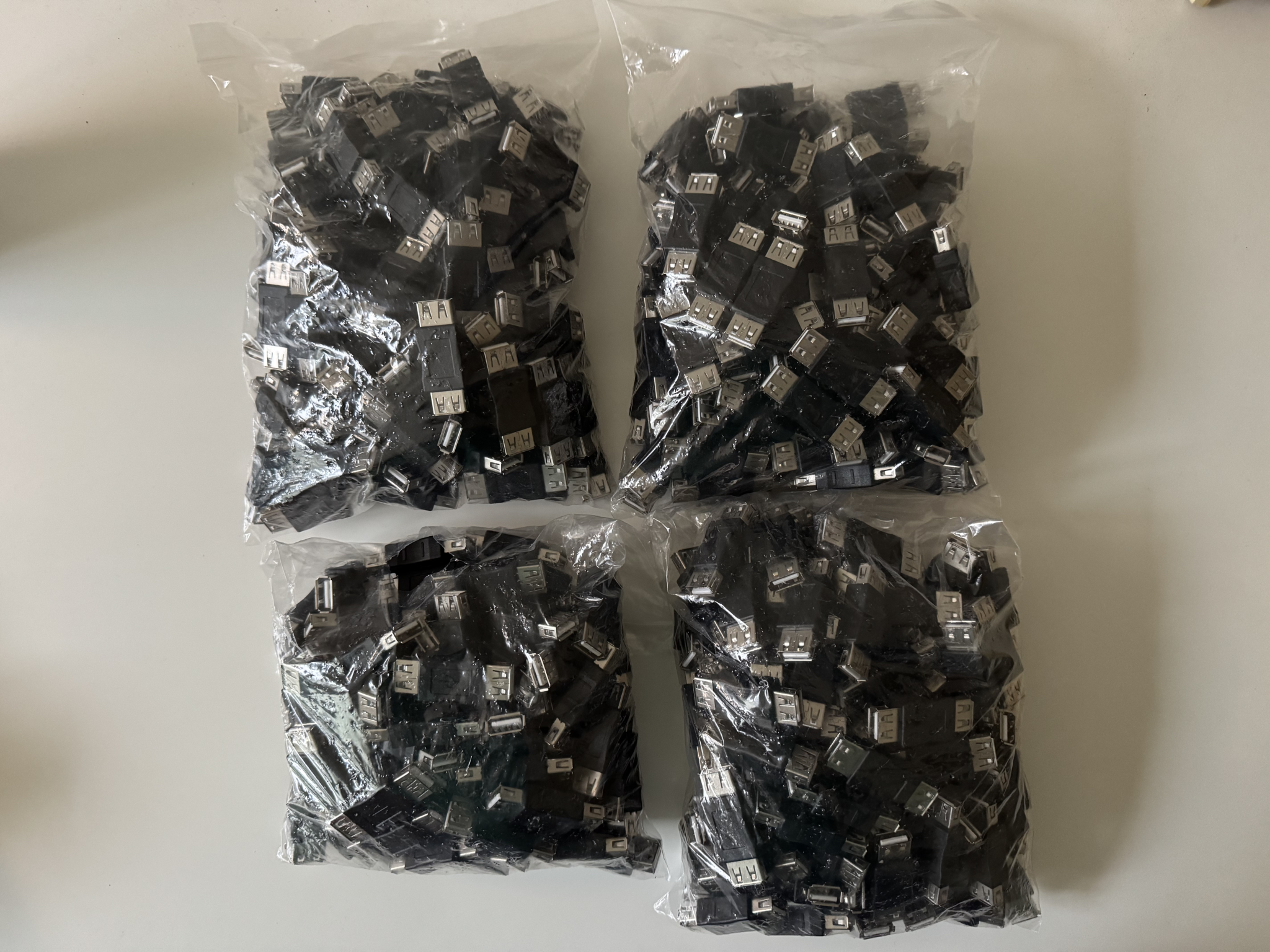389x USB Female To USB Female adapter (bulk sale) 13c each