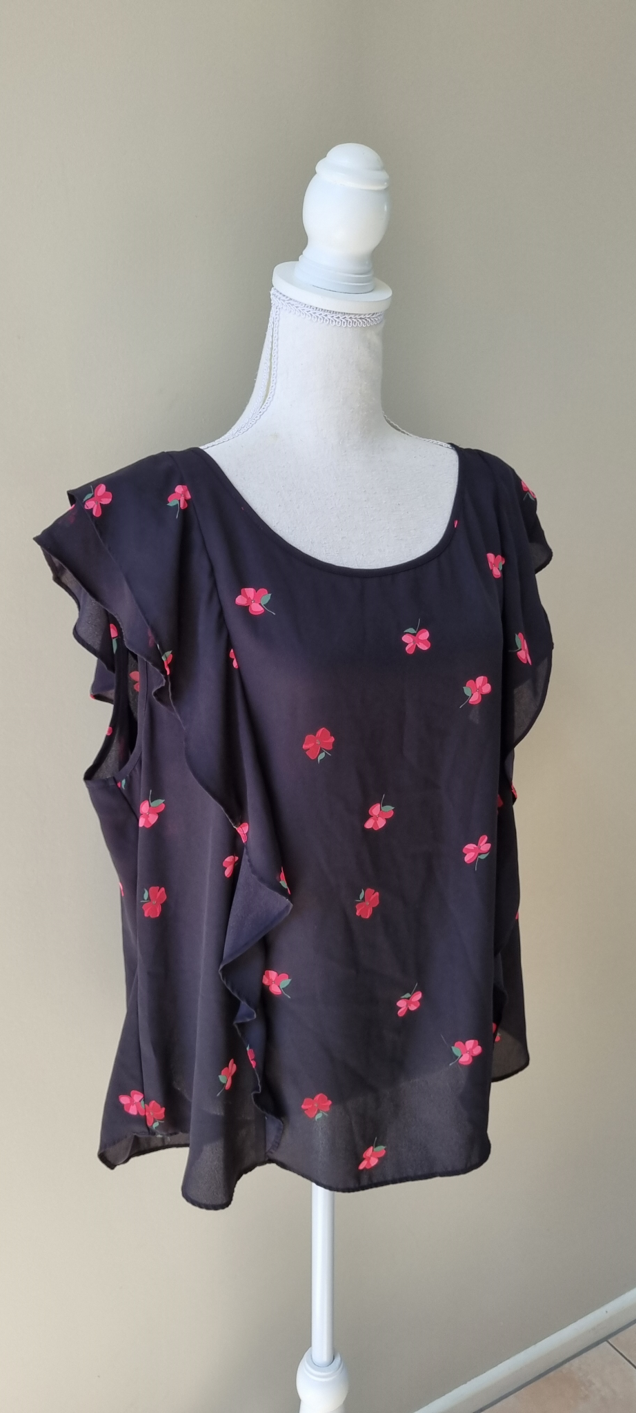 Oliver Black Top size 18, image 3