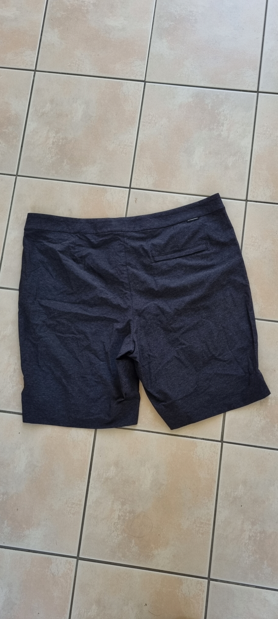 Kathmandu Shorts size 18, image 2