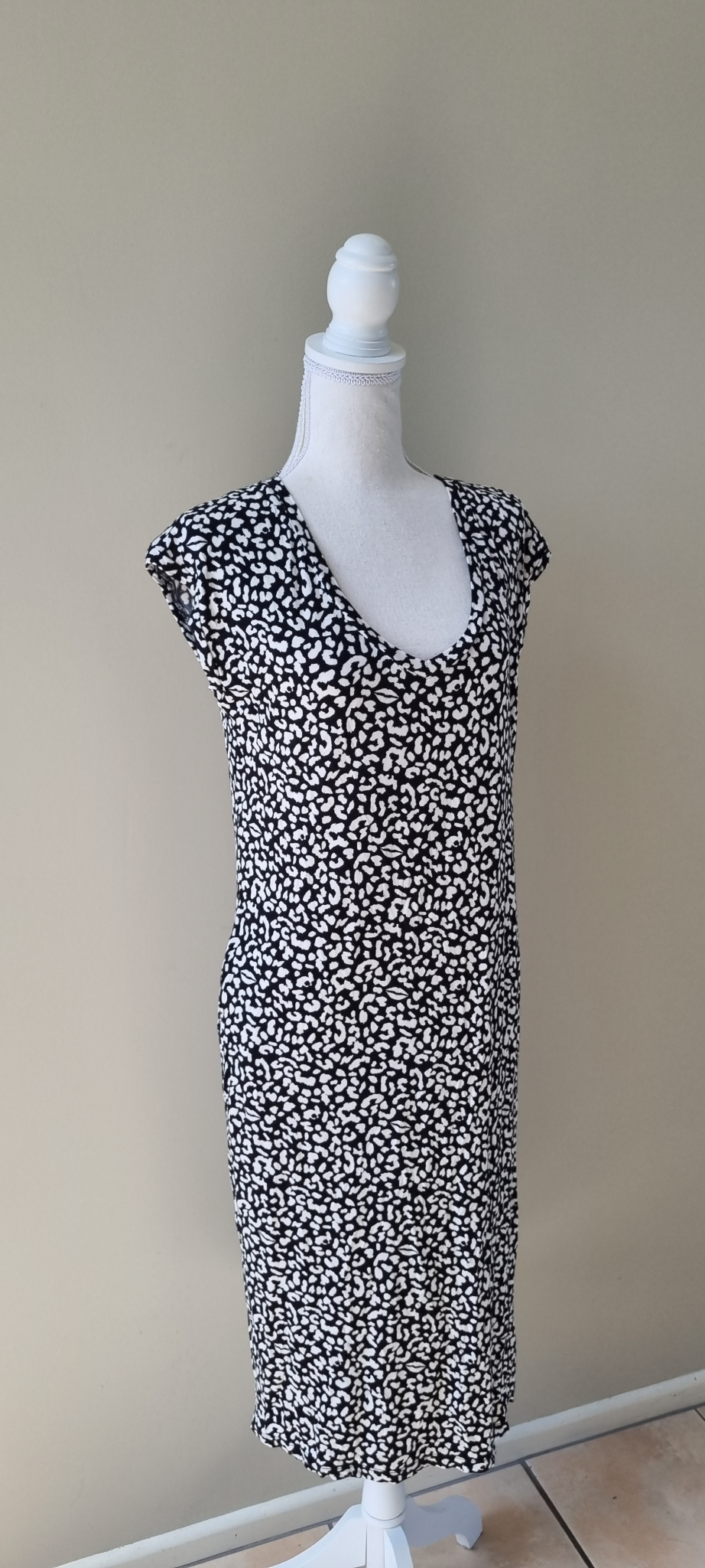 Betty Basics Dress size 12, image 2