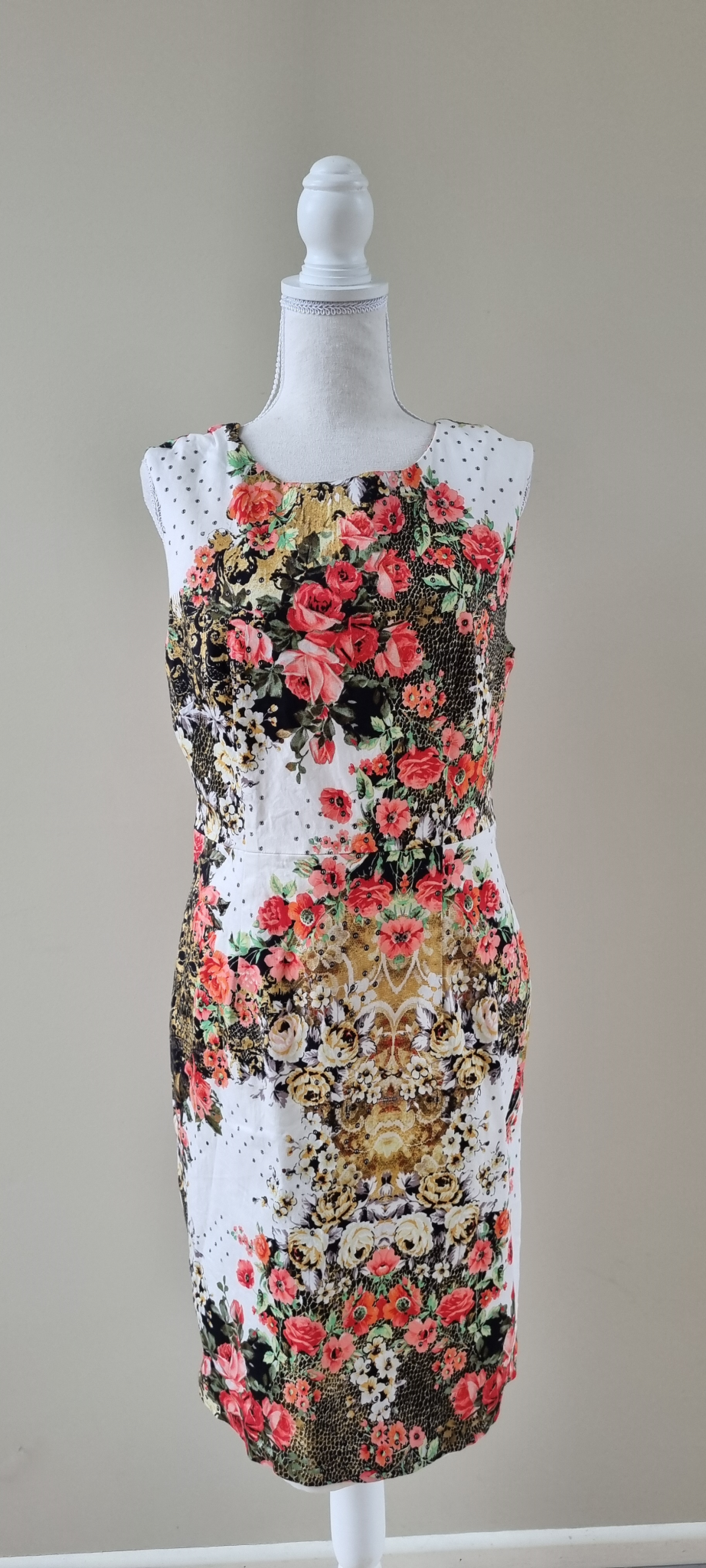 Max Dress size 16