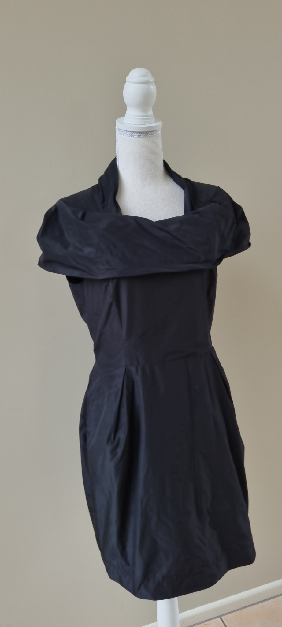 Cue Dress Size 12, image 2