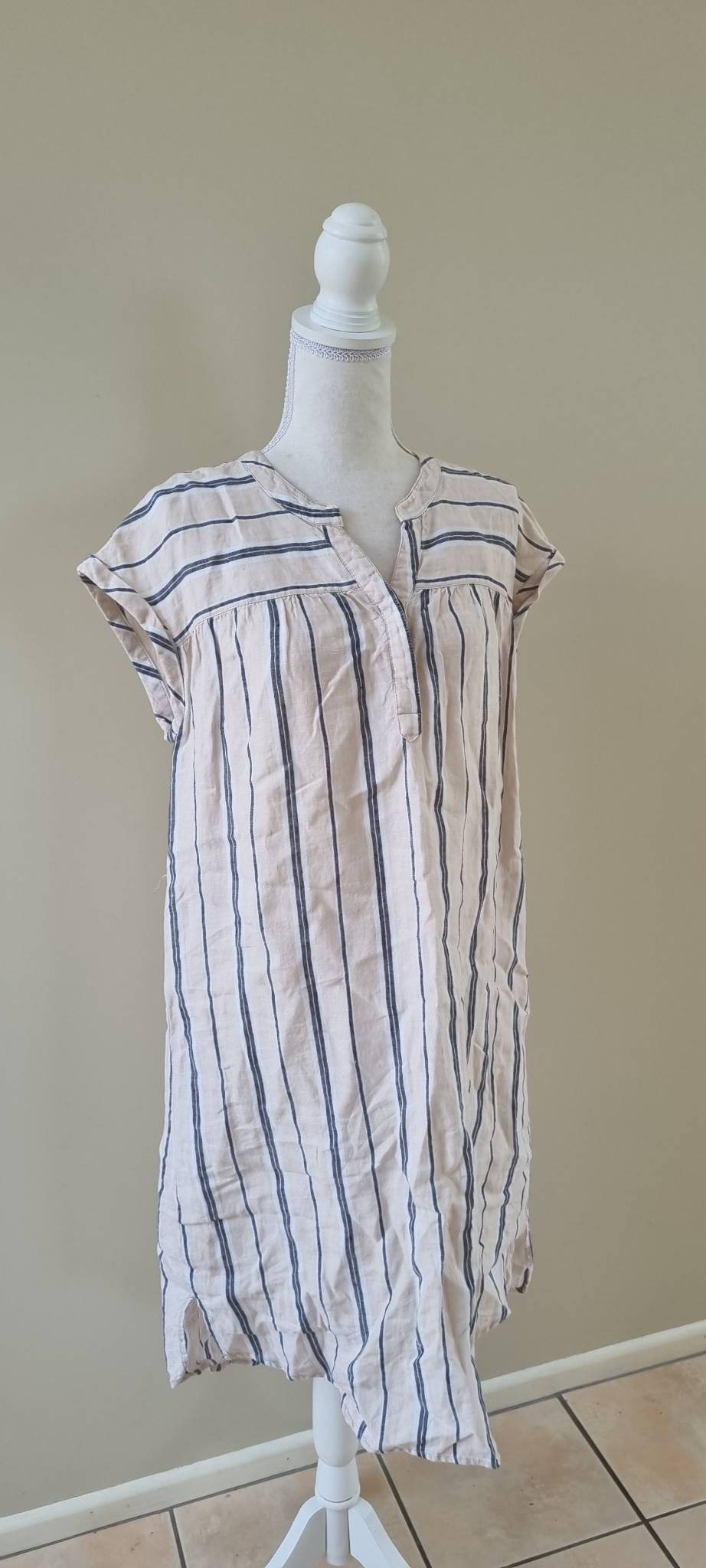 Zest Linen Dress Size 14, image 2