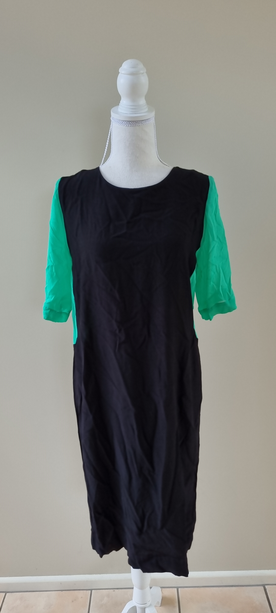 Caroline Sills Dress Size 10