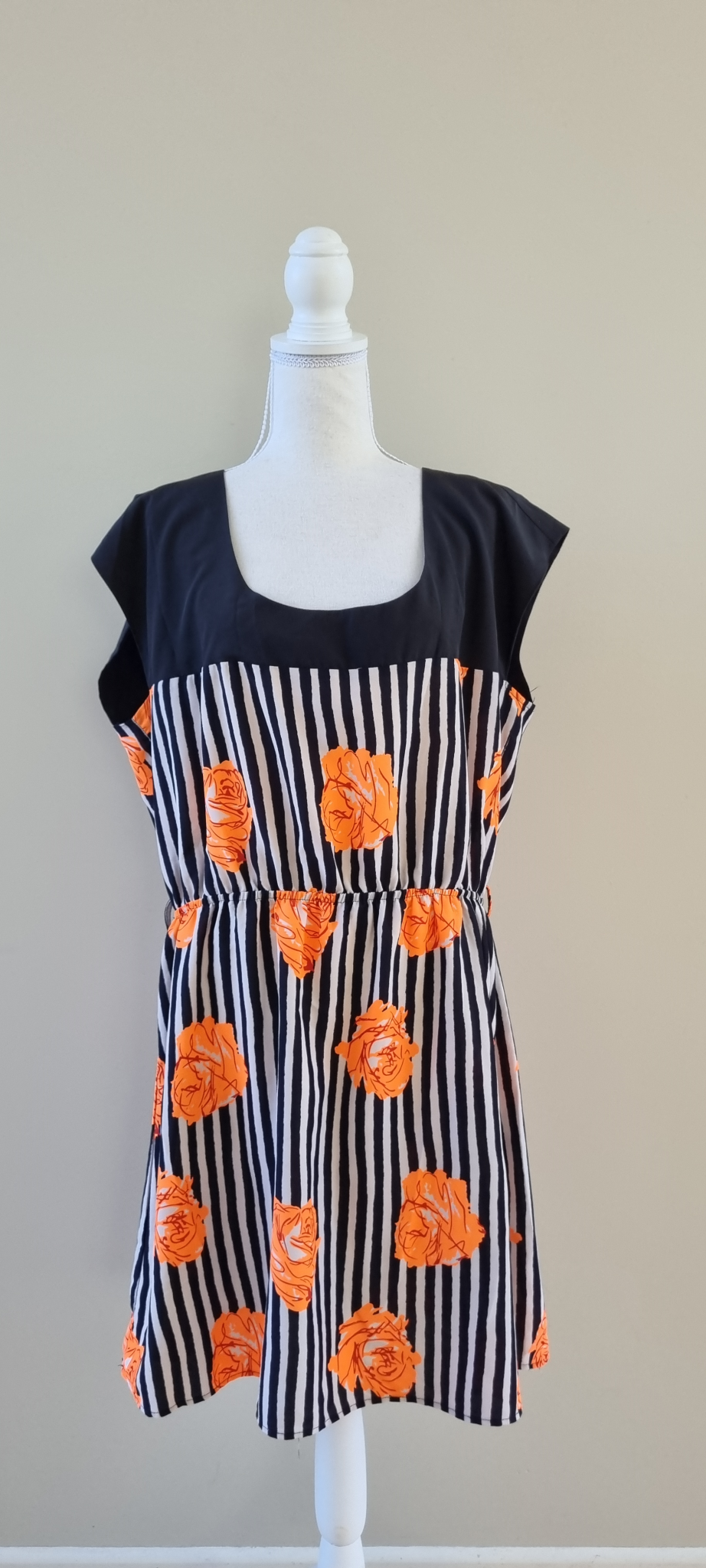 City Chic Dress Size S / 16