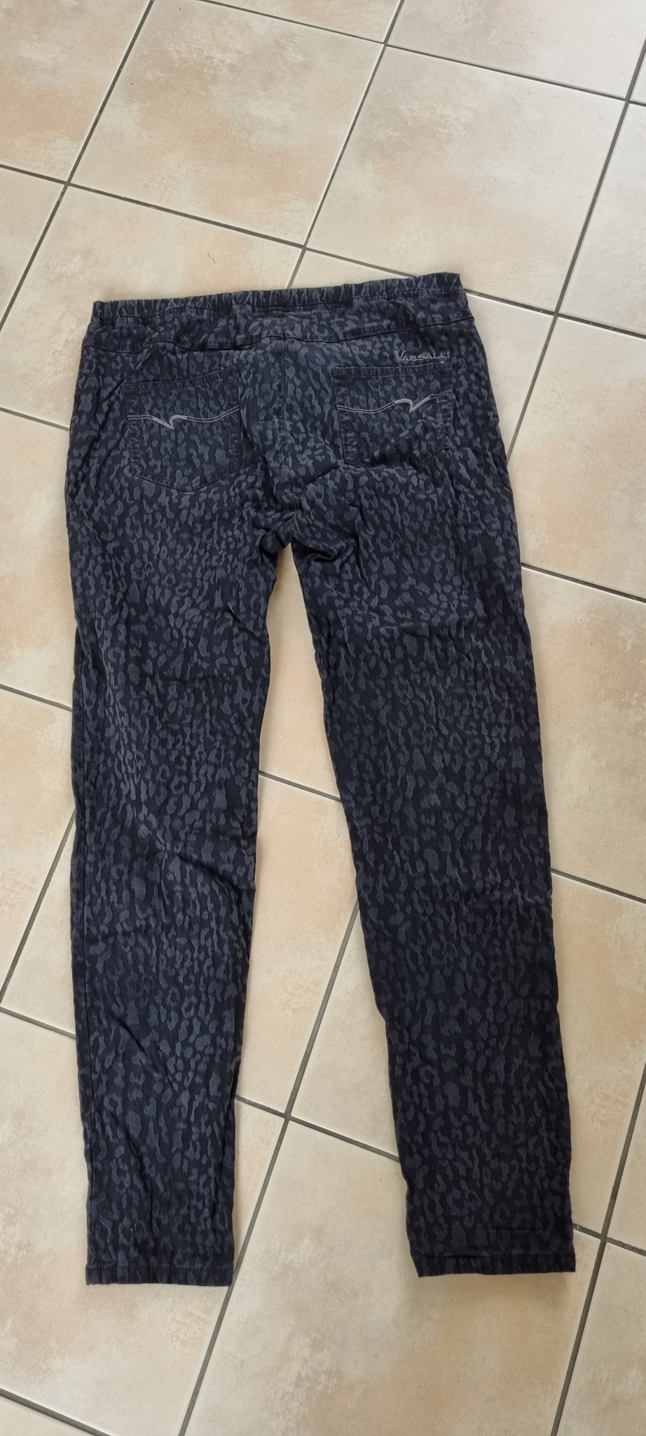 Vassalli Black Pants size 16, image 2