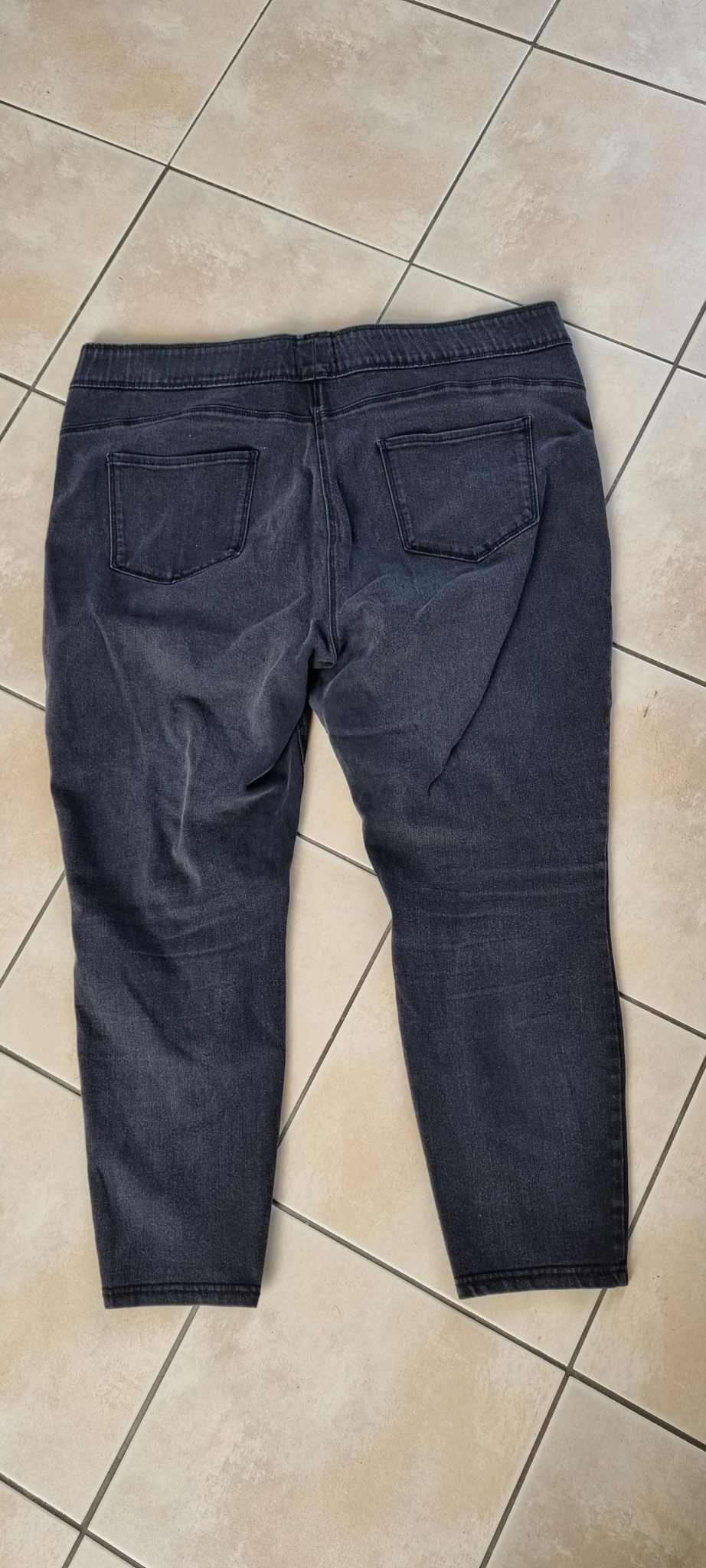 Sara Jeans size 20, image 2