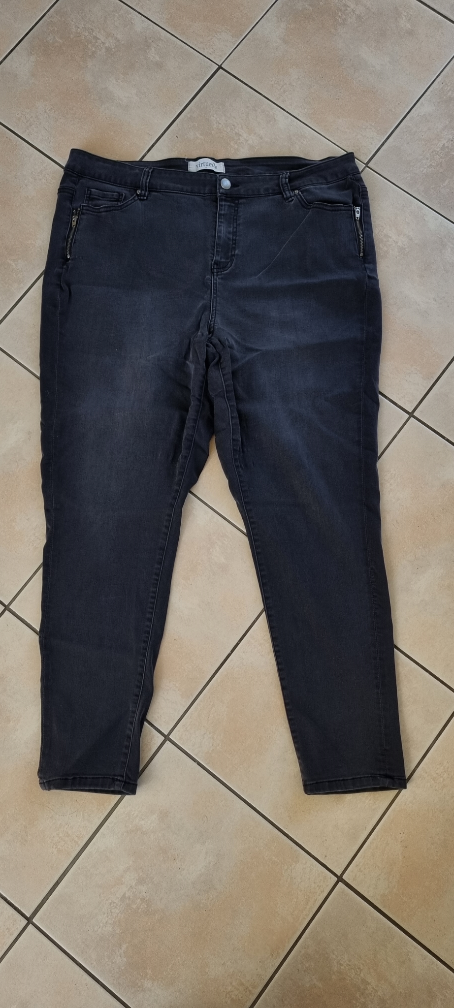Virtuelle Jeans size 20