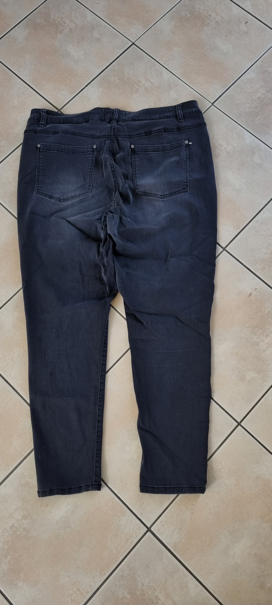 Virtuelle Jeans size 20, image 2