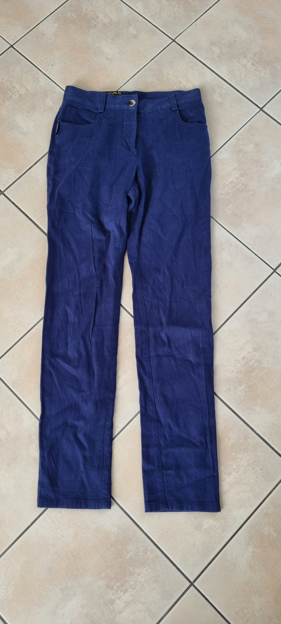 World Pants size XS