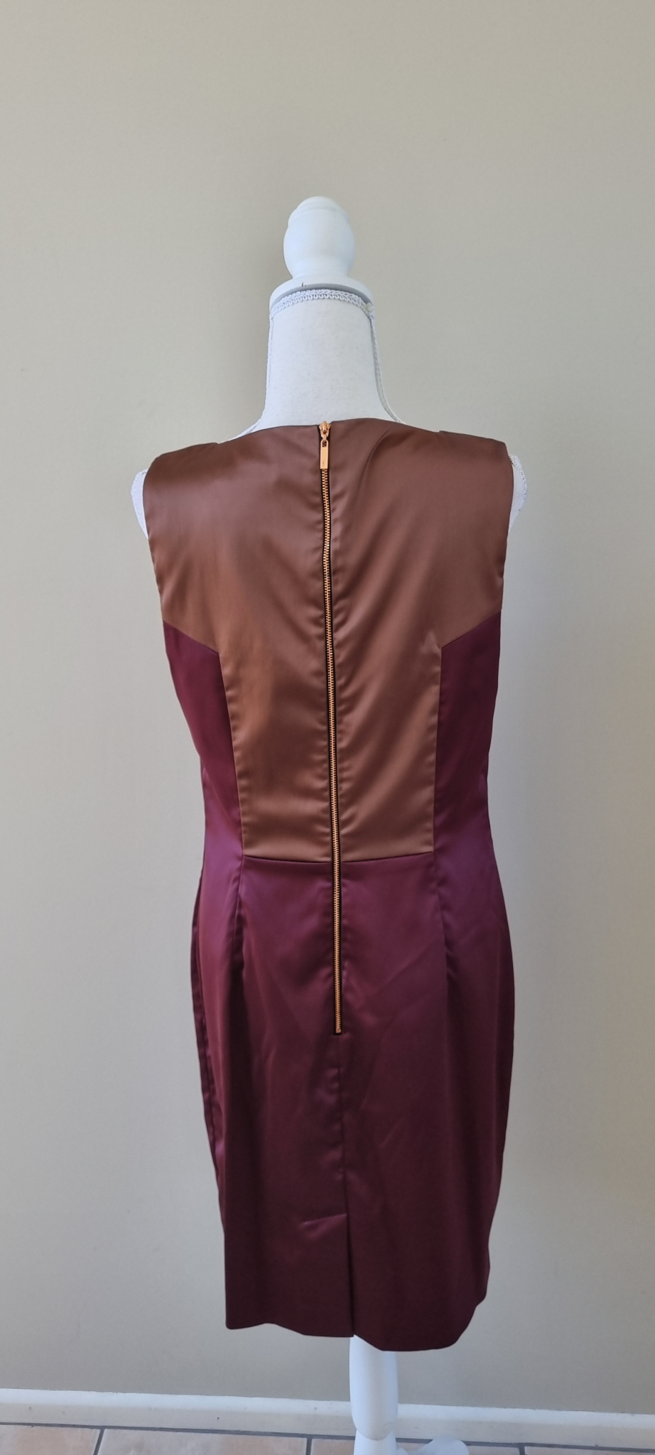 Cue Dress Size 14, image 3