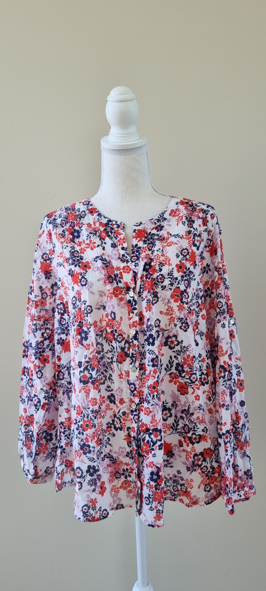 Blue Illusion Shirt size 2L / 18