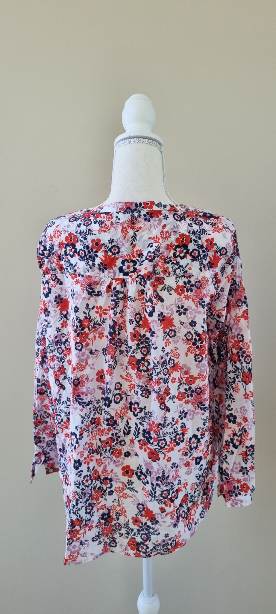 Blue Illusion Shirt size 2L / 18, image 3