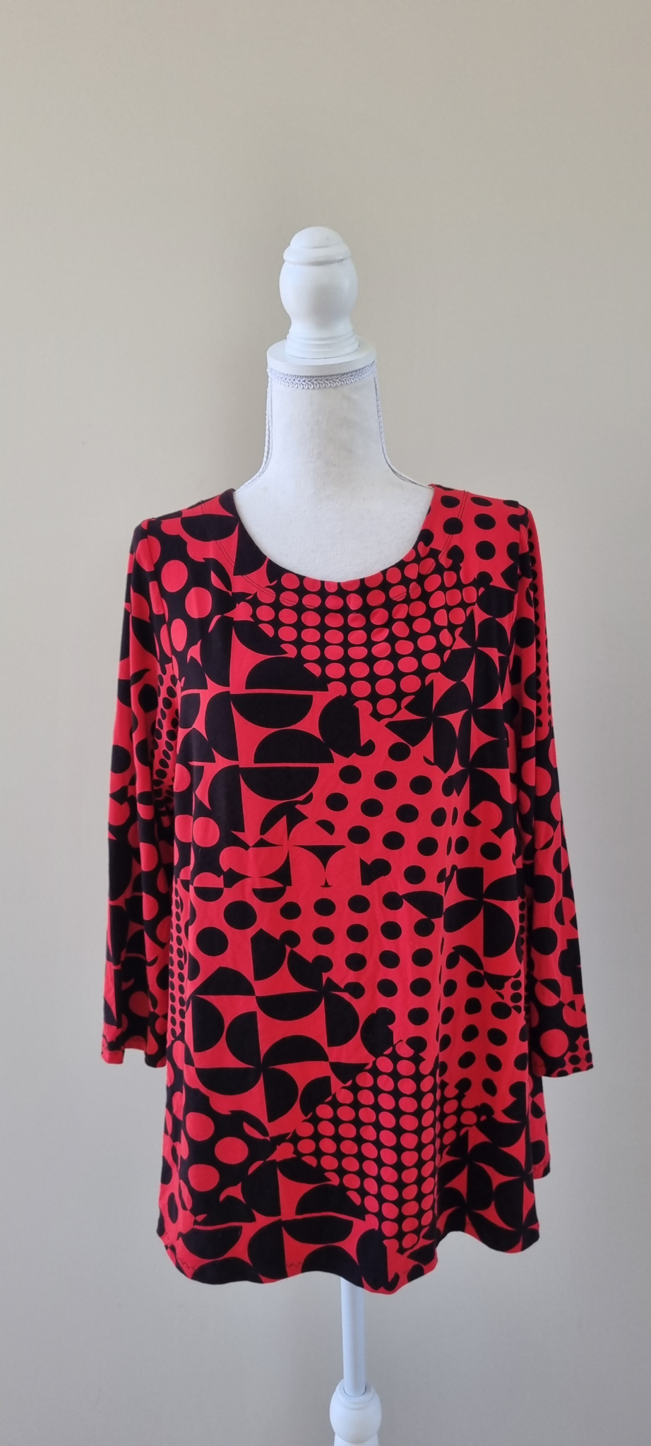 TS Taking Shape Pretty Basics Tunic Top size 16