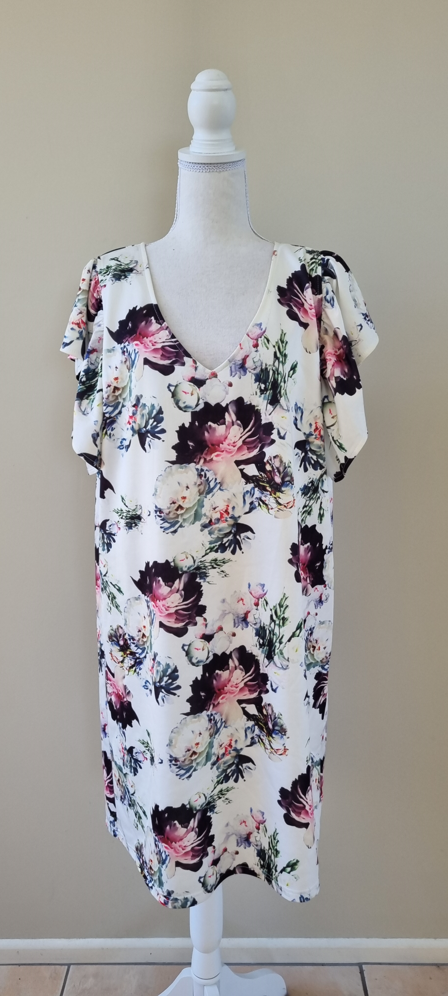 Stella Royal Dress Size 16