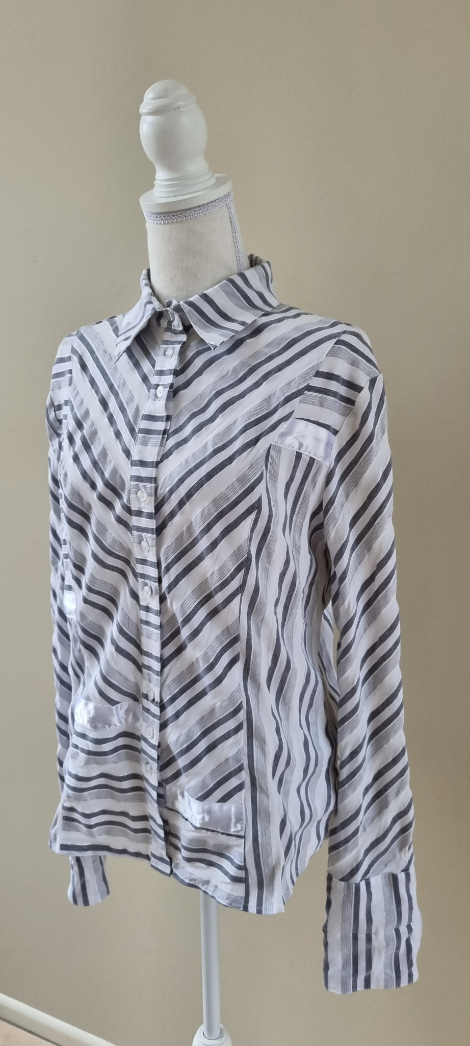 Kooky Tunic Shirt size 16, image 2