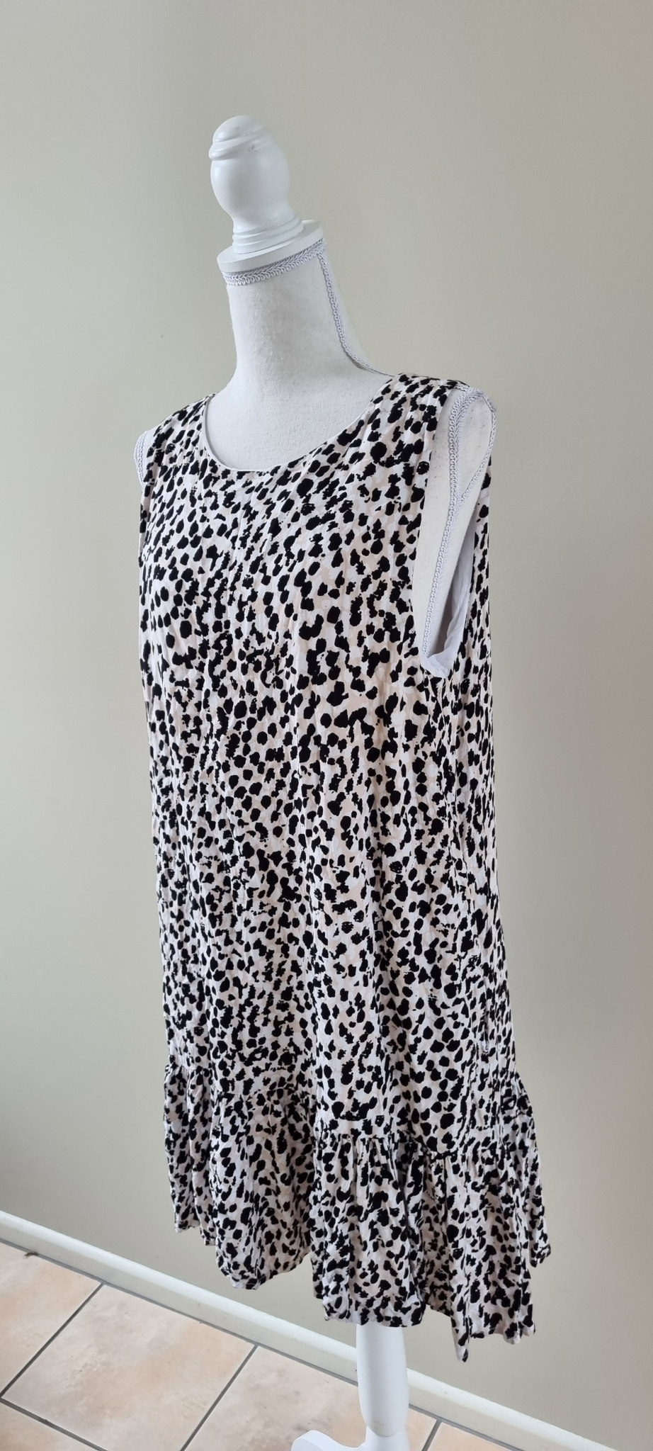 Decjuba Dress Size L, image 2