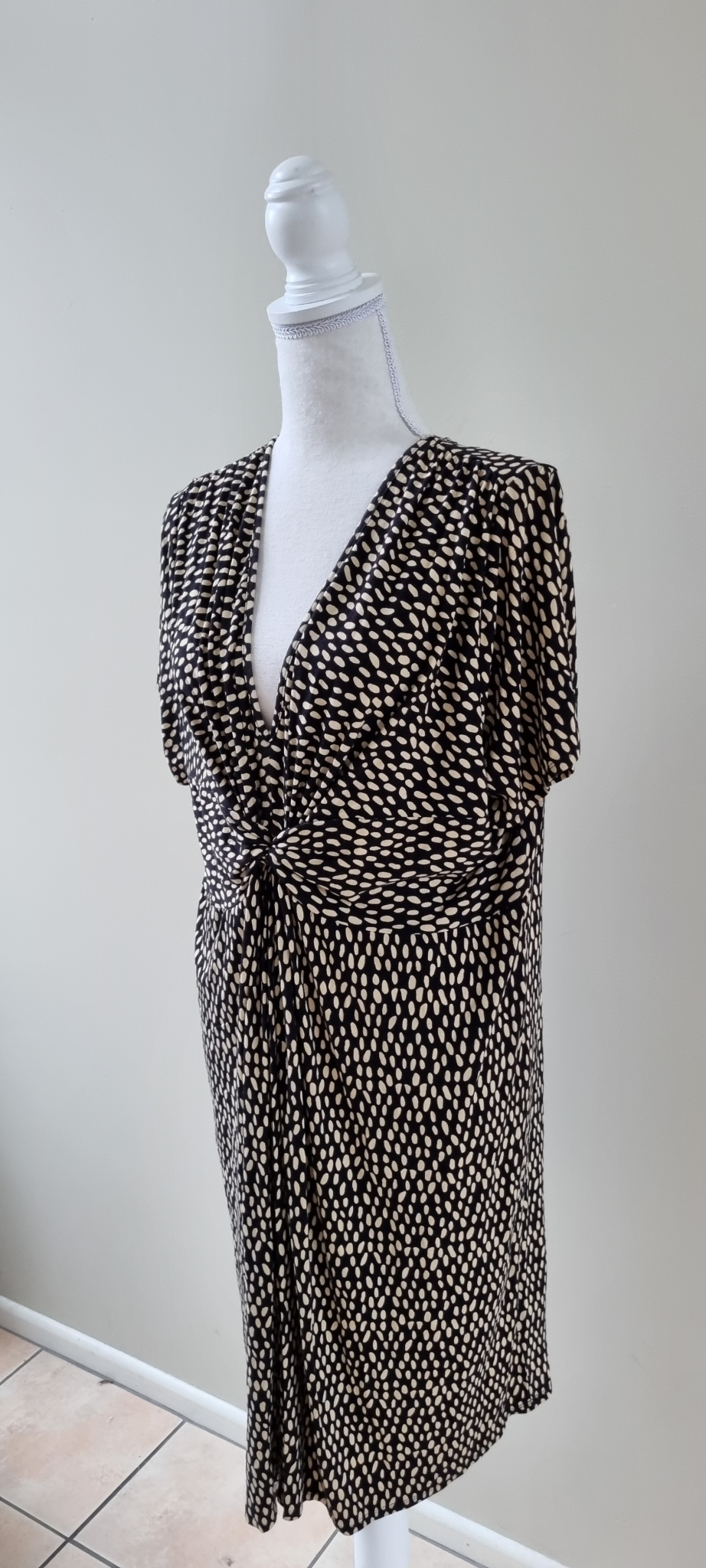 Virtu Dress Size M / 18, image 2