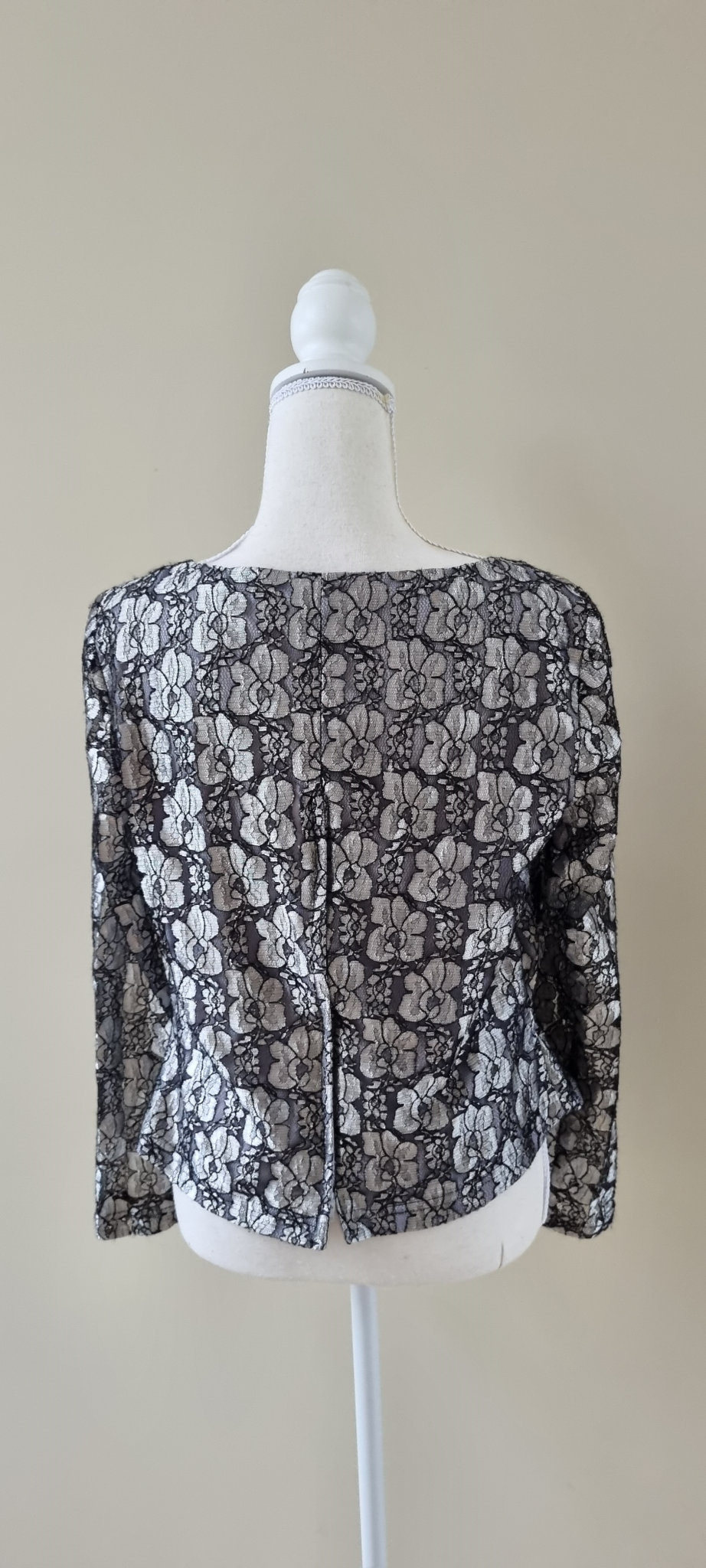 Mr K 2 Piece Skirt Suit size 16-18, image 3