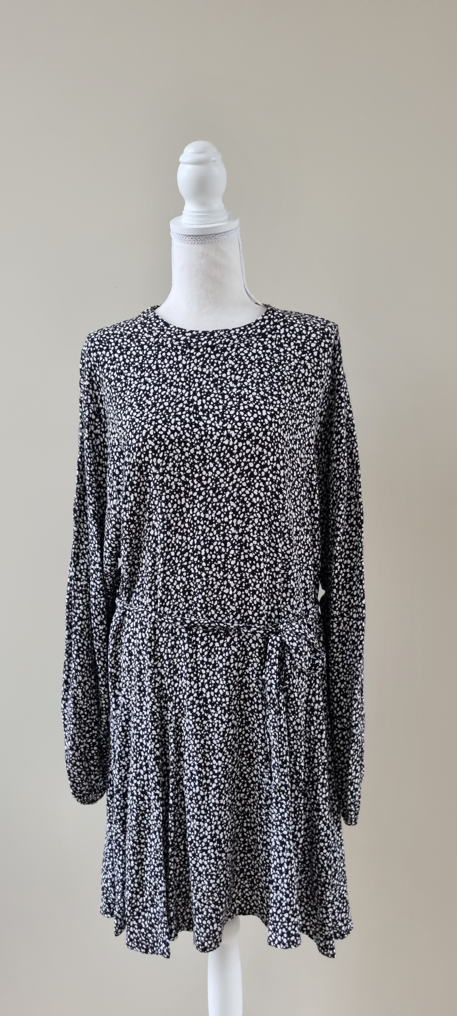 Max Dress size 14