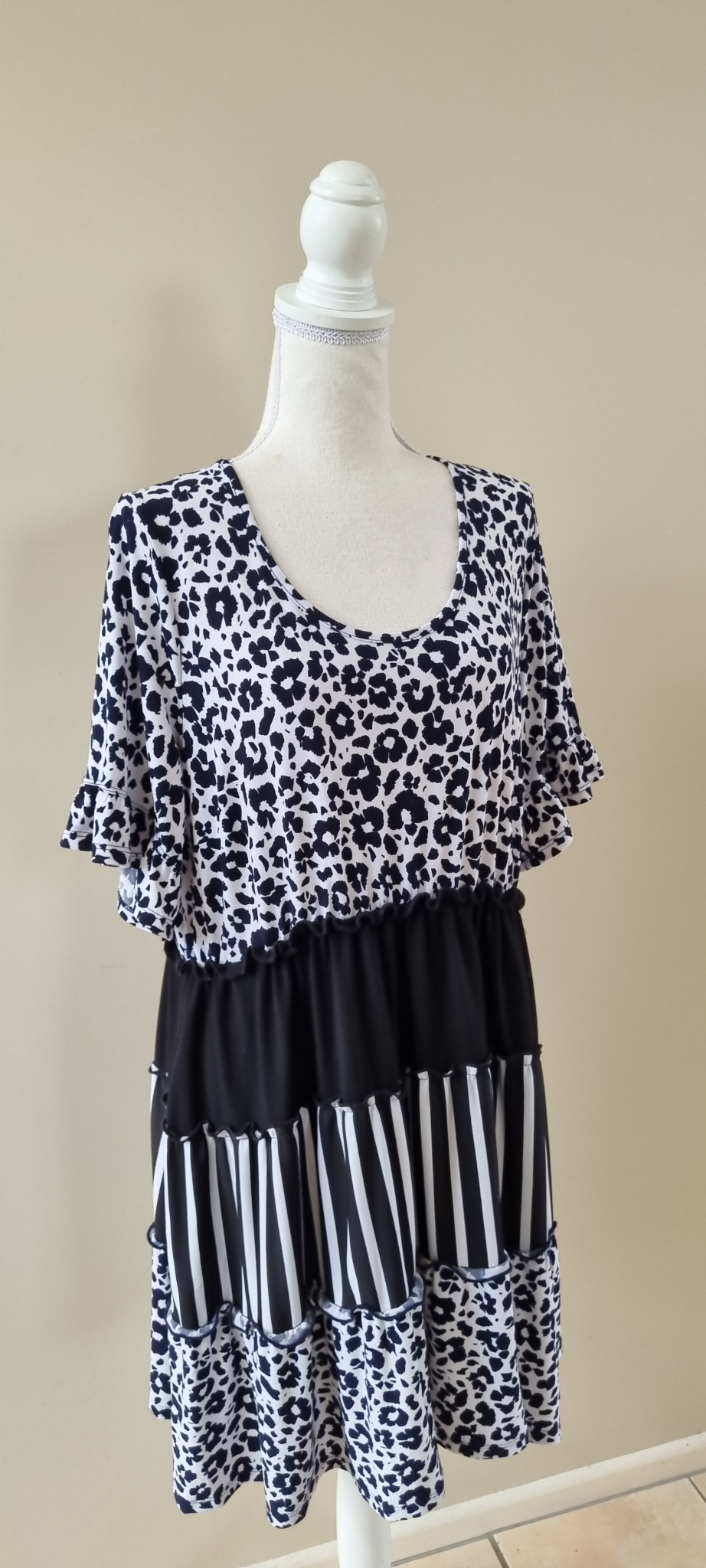 TS Taking Shape Dress Size 14, image 2