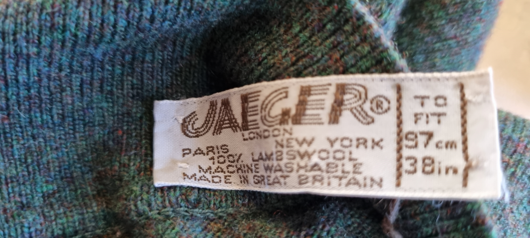 Jaeger Lambswool Cardigan size 12 to 14, image 4