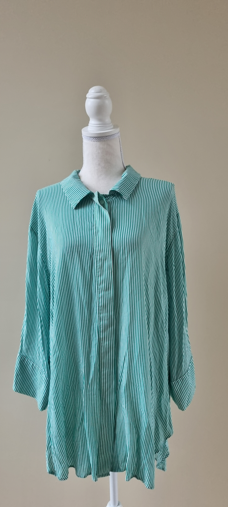 Studio Curve Tunic Shirt size 20