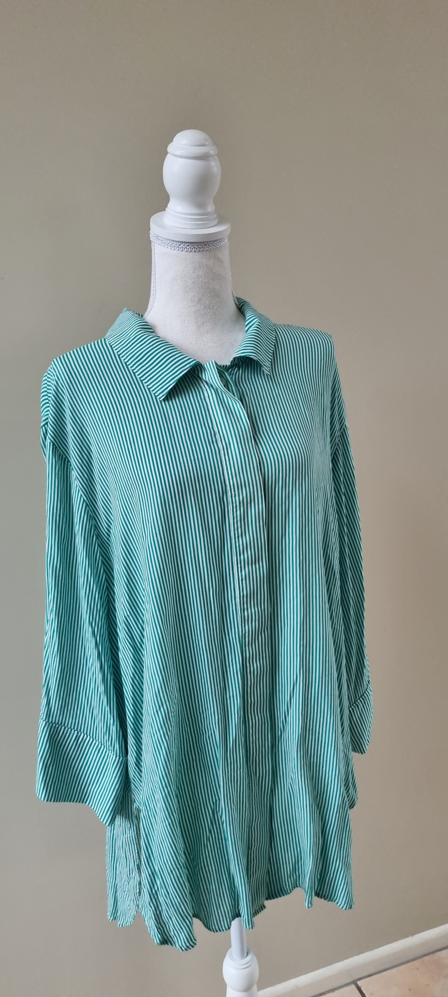 Studio Curve Tunic Shirt size 20, image 2