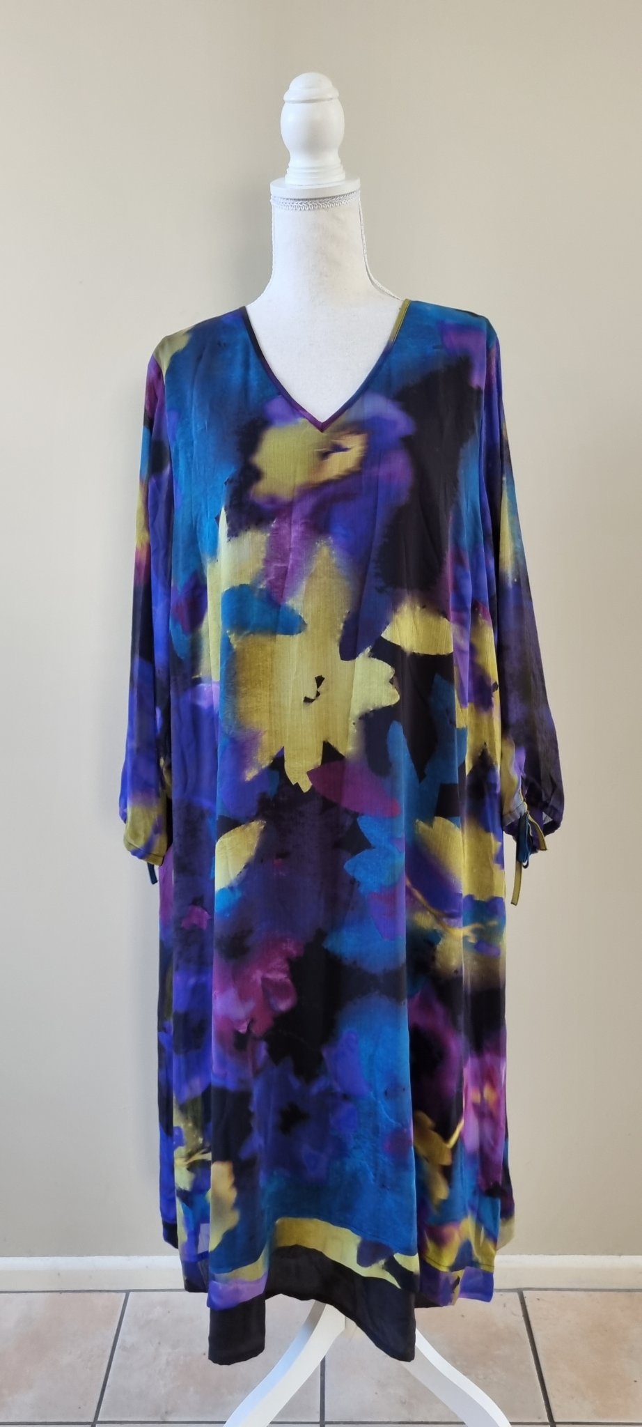 Studio Curve Dress size 20