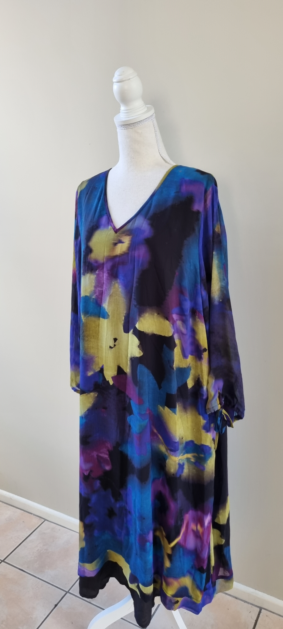 Studio Curve Dress size 20, image 2