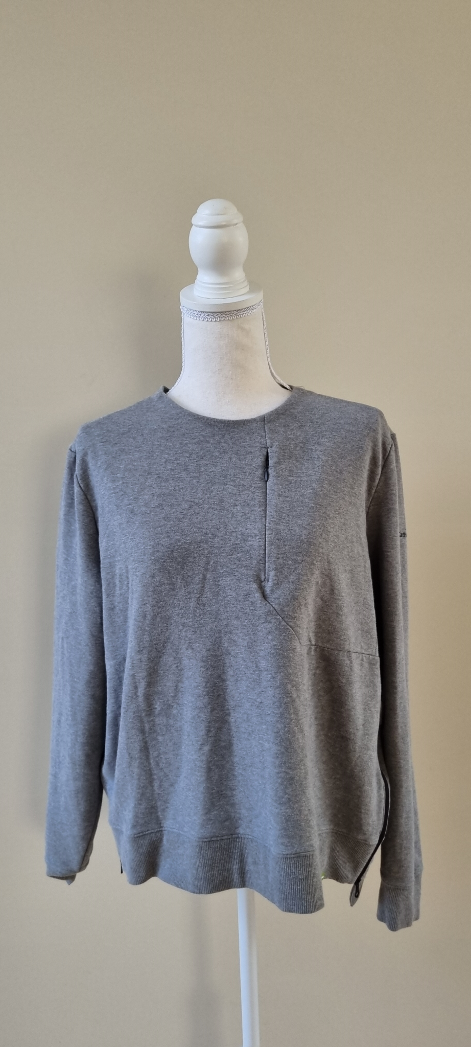 Kathmandu Sweatshirt size 14
