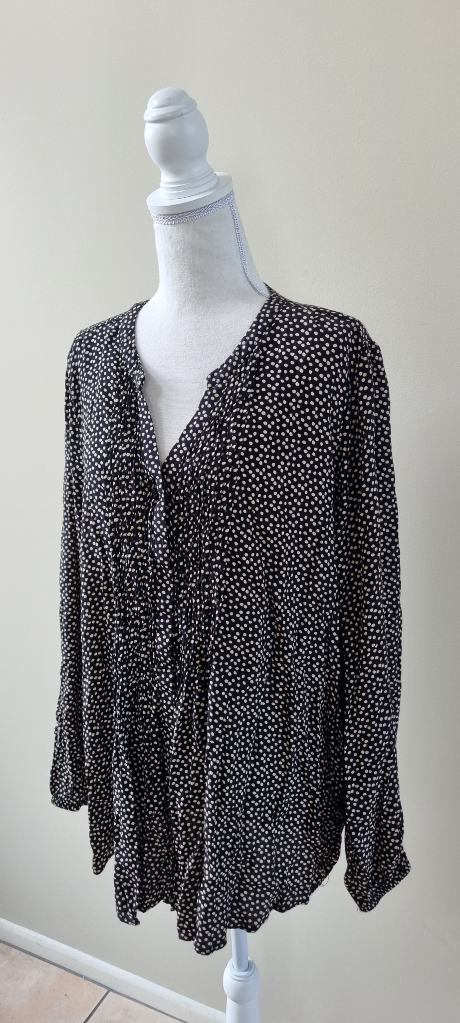Studio Curve Tunic Top size 22, image 2