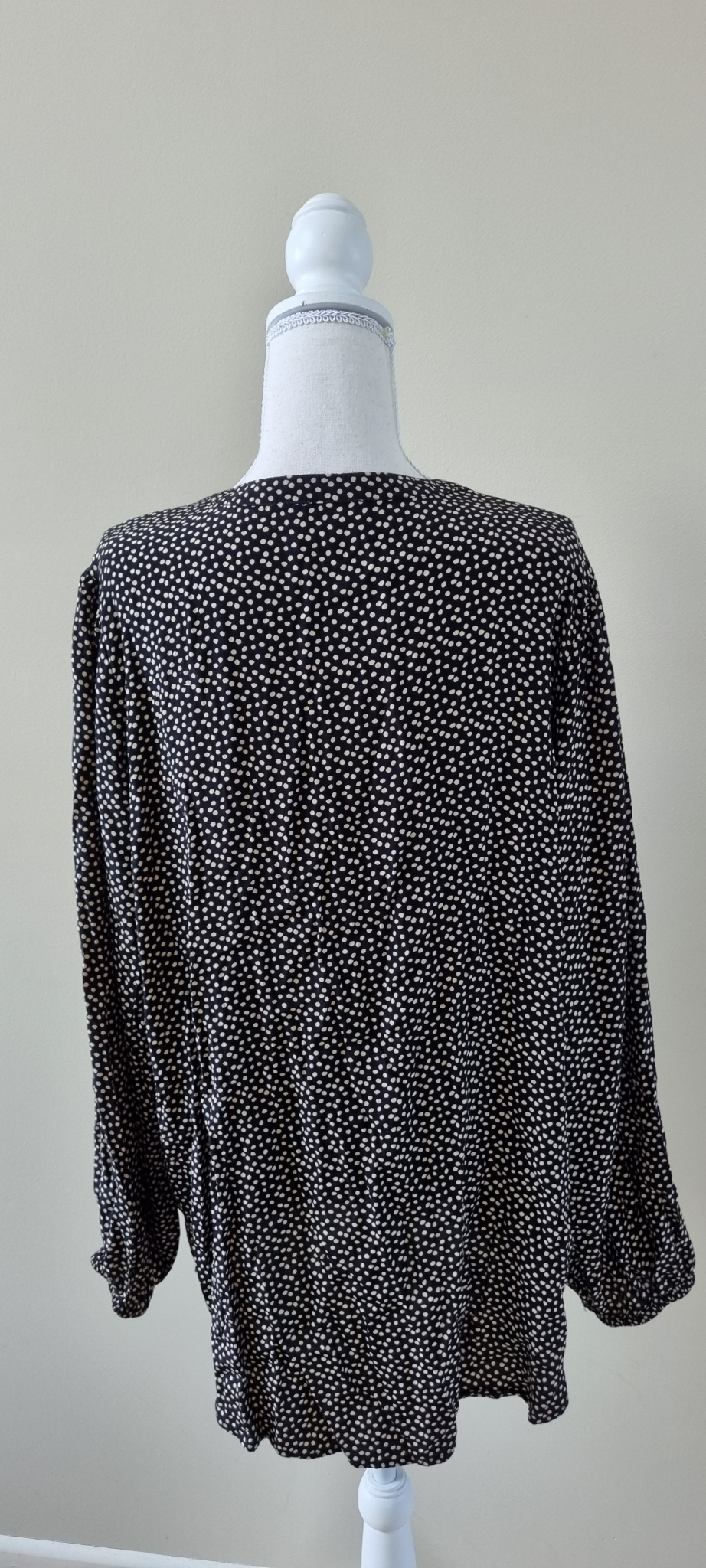 Studio Curve Tunic Top size 22, image 3