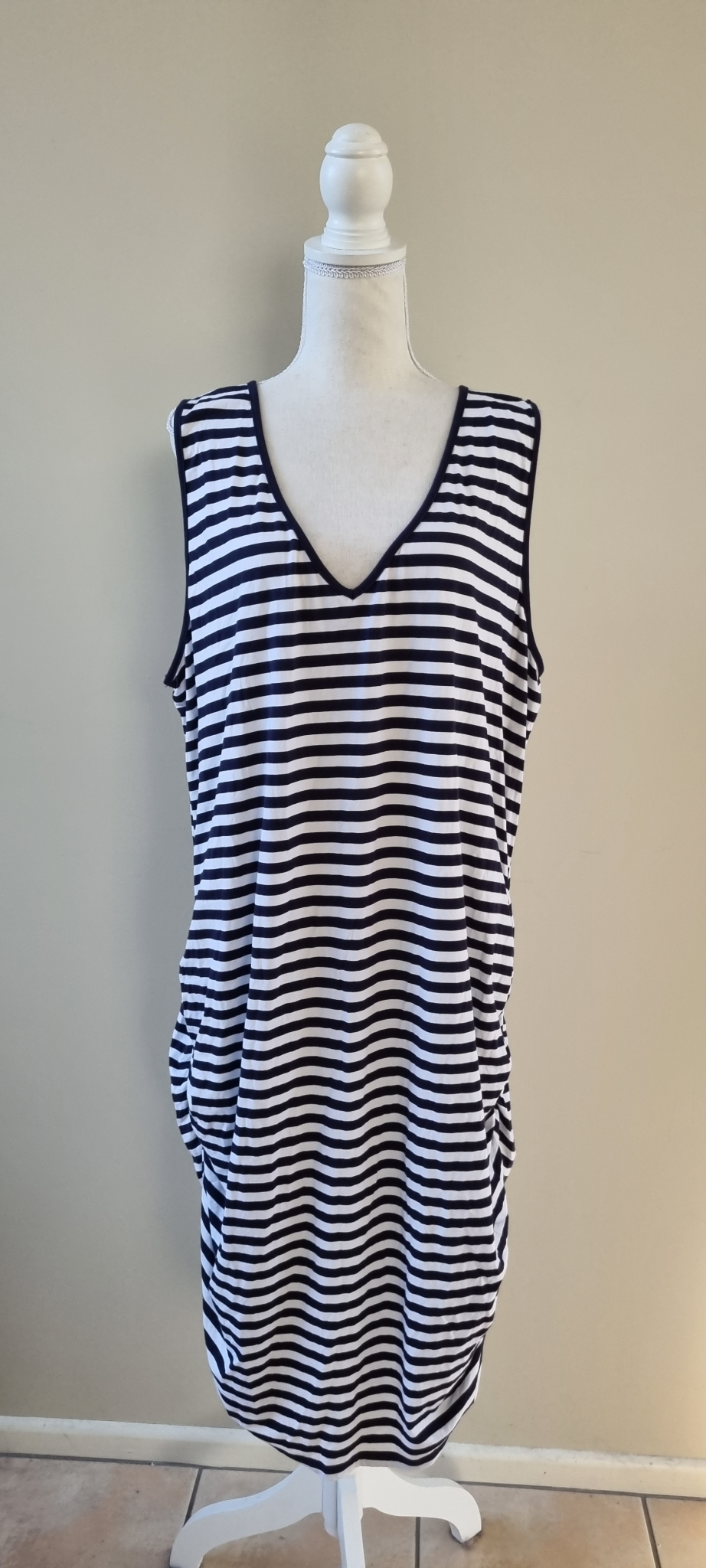 Stella Royal Dress Size 22