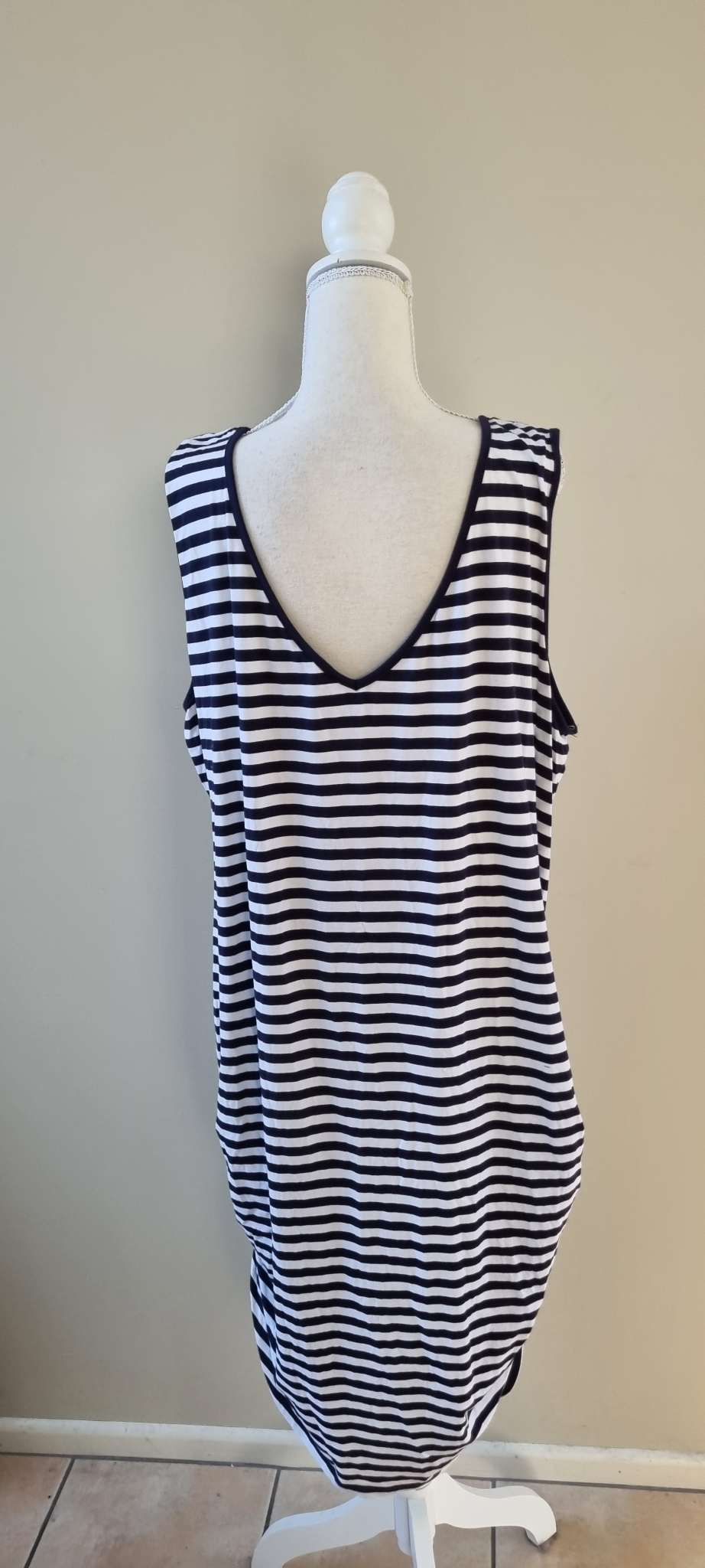 Stella Royal Dress Size 22, image 3
