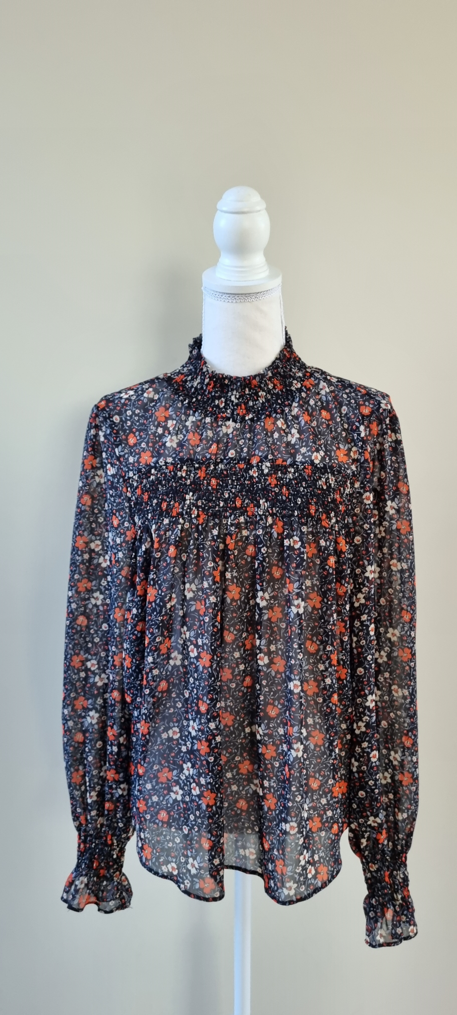 Whistle Top size 14