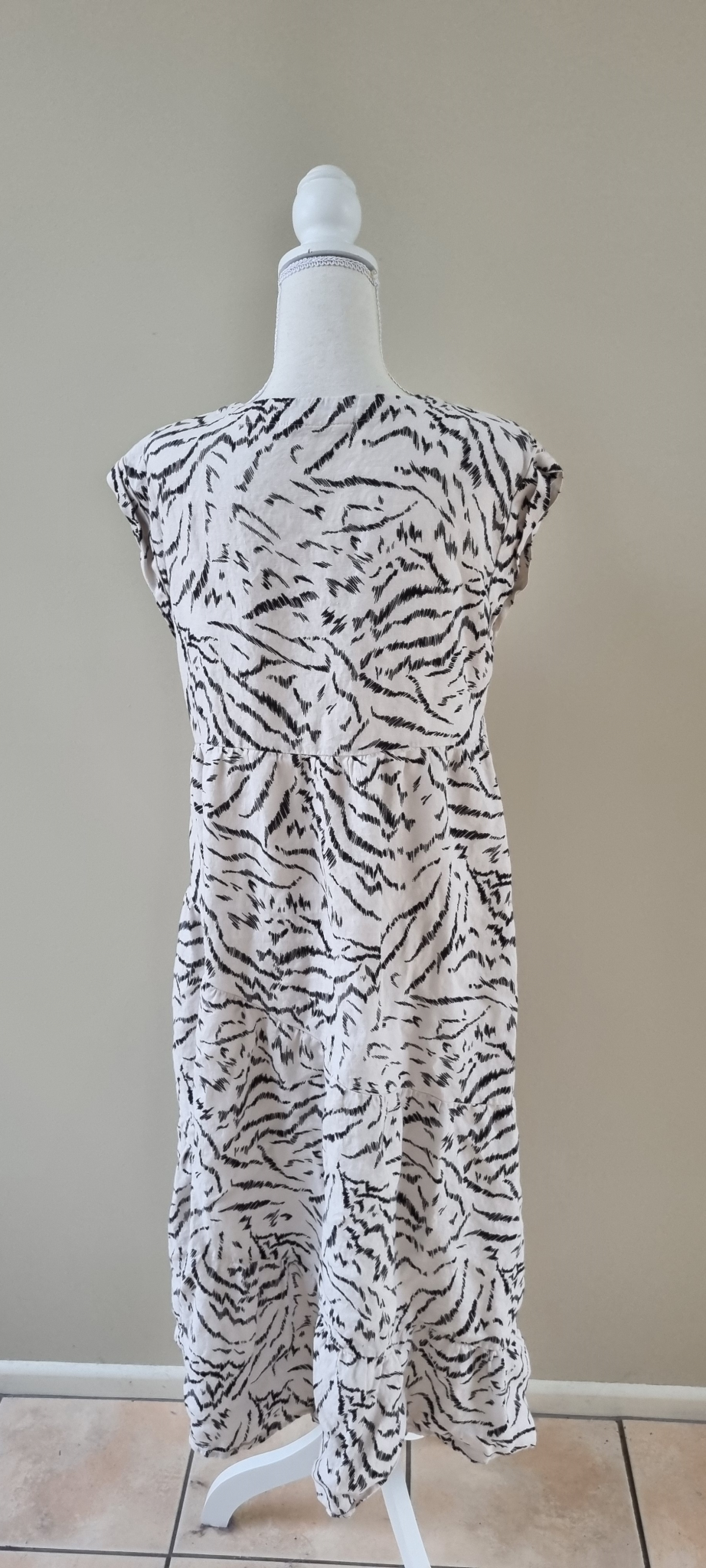Zest Linen Dress Size 12, image 3